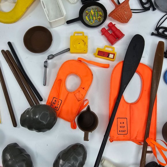 Vintage Marx Accessories Lot GI Joe Johnny West Big Jim Camping Paddle Scuba - Picture 9 of 10
